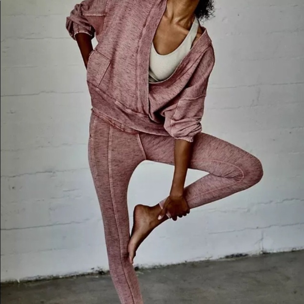 NWT Free People Movement Surplice Legging Wrap Sweatshirt Set Large.